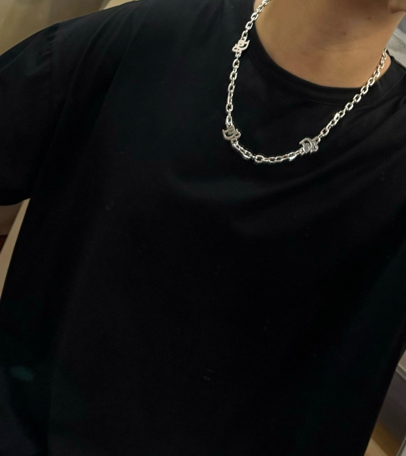 chr1st1an D10r necklaces